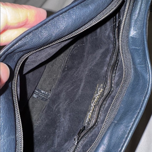 Vintage Karnig Mann Navy Blue Leather Crossbody Bag - Picture 4 of 5